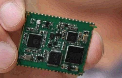 關(guān)于后續(xù)系統(tǒng)建設(shè)，根據(jù)目前流出的信息，我國當(dāng)前已經(jīng)完全完成了所有核心關(guān)鍵技術(shù)的攻關(guān)，包括技術(shù)體制、星間鏈路以及高精度衛(wèi)星鐘，正在開展相應(yīng)的技術(shù)驗(yàn)證。總體計(jì)劃目標(biāo)是，在2018年前后發(fā)射18顆左右的衛(wèi)星，為“一帶一路”的沿線國家提供基本服務(wù)，2020年左右要完成全球系統(tǒng)建設(shè)。